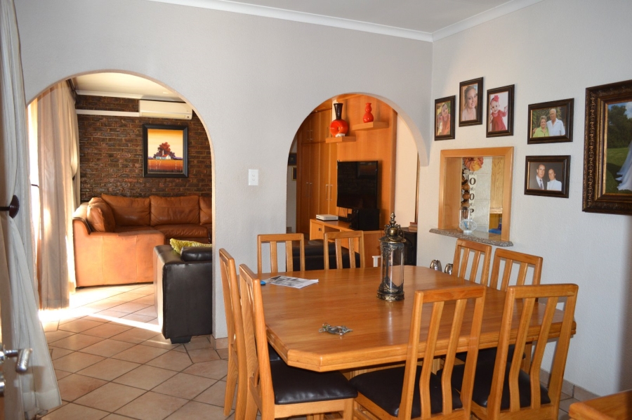 3 Bedroom Property for Sale in Wilkoppies North West